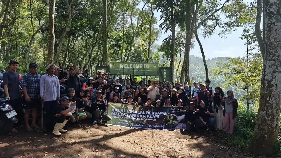 Gerakan 5000 Pohon Sekawan Bumi di Mojokerto
